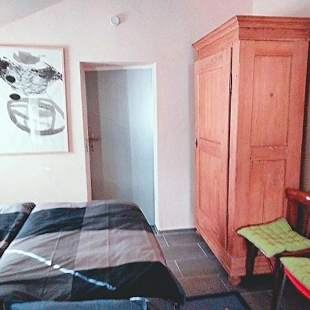 Zelfies Kunstapartment. Nonnweiler Esterno foto